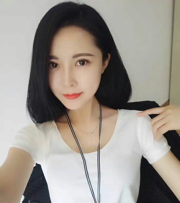 教练是当兵退役的,手机铃声是部队里早操的铃