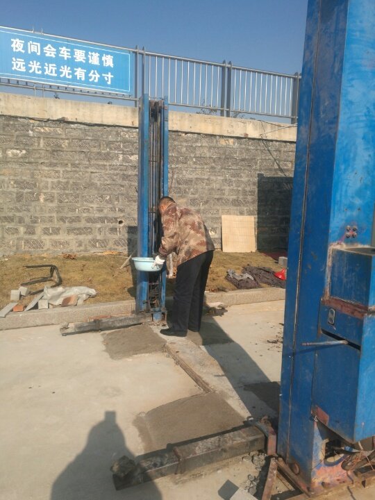 济南路舜驾校:张峰