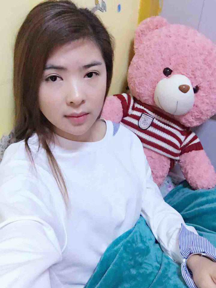 我觉得心好累呀 做了四小时的题目 眼睛都模糊