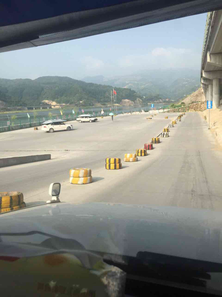 丽水速成驾驶证理论技巧培训:科