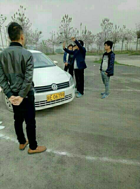 017-09-05 20:30 渭南市 秦通驾校 金牌教练程