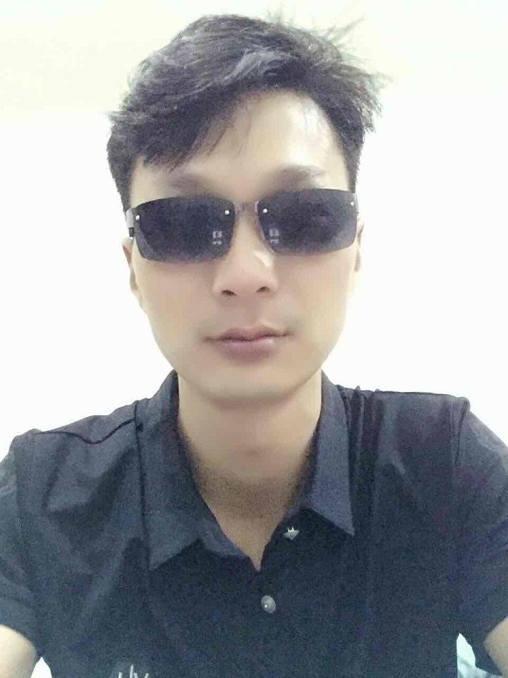 课二两次挂了,不学了,驾校谈学费5500元,现在要