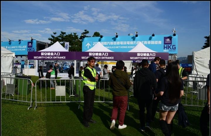 买车网15周年 我们不一样-2017电动方程式赛车