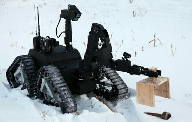 屌炸天的中国军用机器人,中国黑科技让外国人