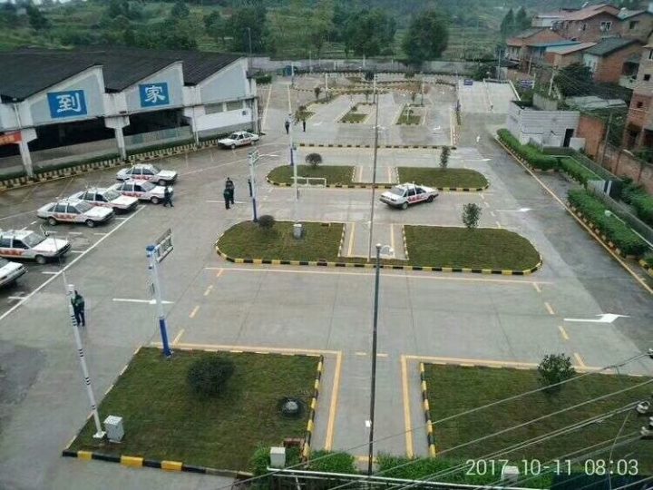 我是内江双安驾校教练员夏盛,向您推荐内江双