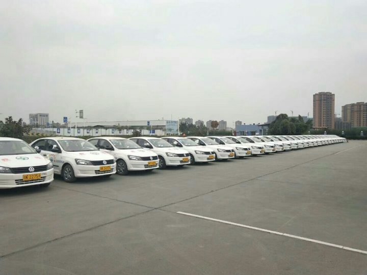 我是内江双安驾校教练员夏盛,向您推荐内江双