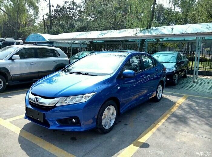 不知道买本田锋范型动版好还是凌派舒适版好