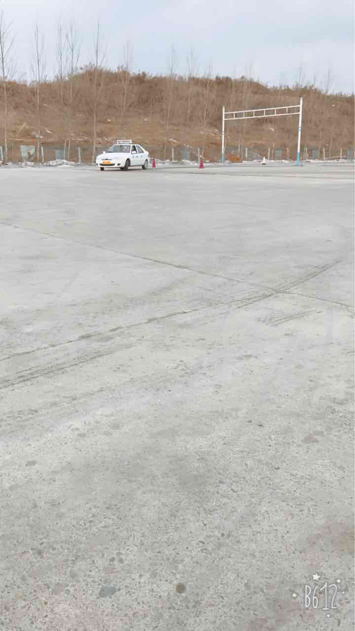 学车路上：C1驾照培训的新趋势