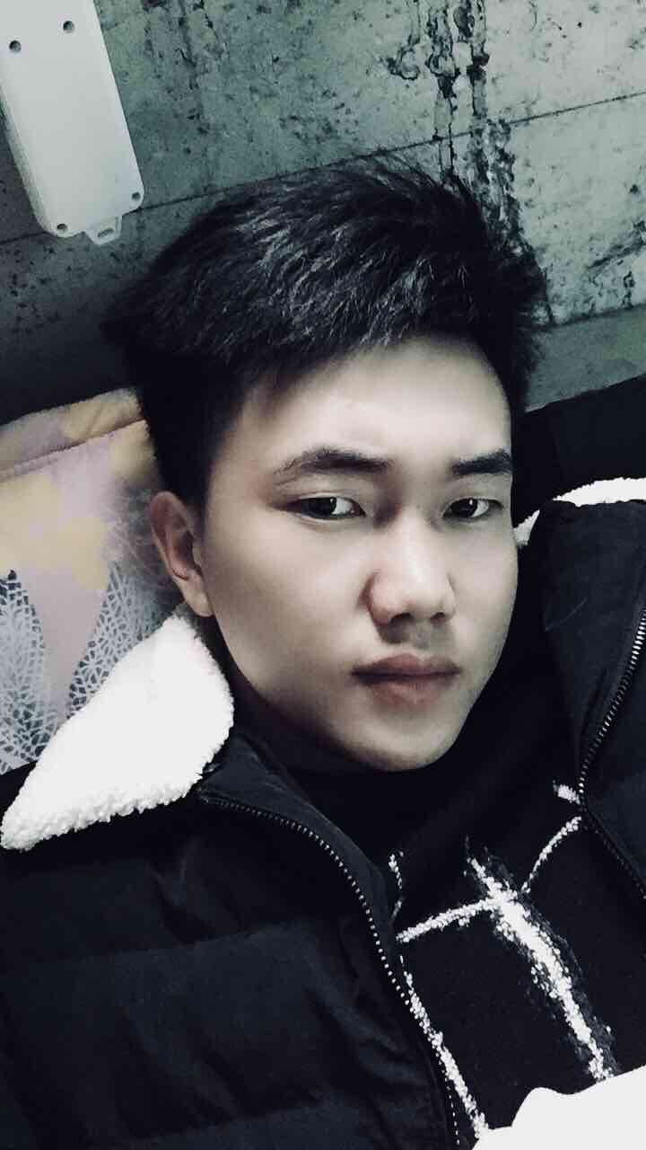 今年刚拿的驾照,科目一二三四,